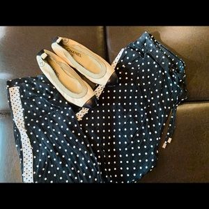 Woman polka dots pants